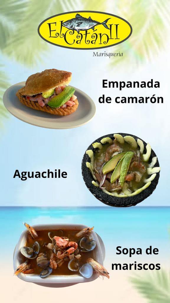 Empanada de camarón, aguachile y sopa de mariscos